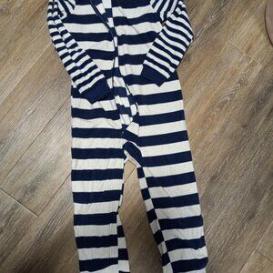 Carter's boys size 8 jammies